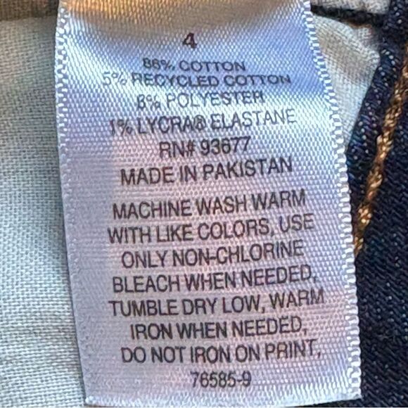 a.n.a. Women's Mid Rise Denim Shortie Shorts Blue Size 4 Cuffed - Picture 4 of 5